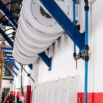 Nuevas instalaciones de aire comprimido para taller de mecánica de automóviles